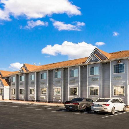 Quality Inn & Suites Near Nas Fallon Bagian luar foto