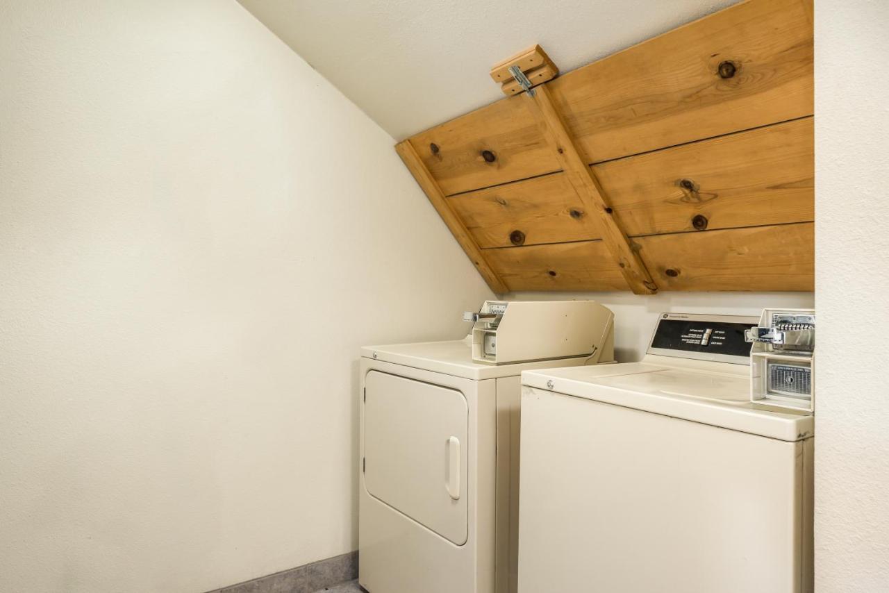 Quality Inn & Suites Near Nas Fallon Bagian luar foto