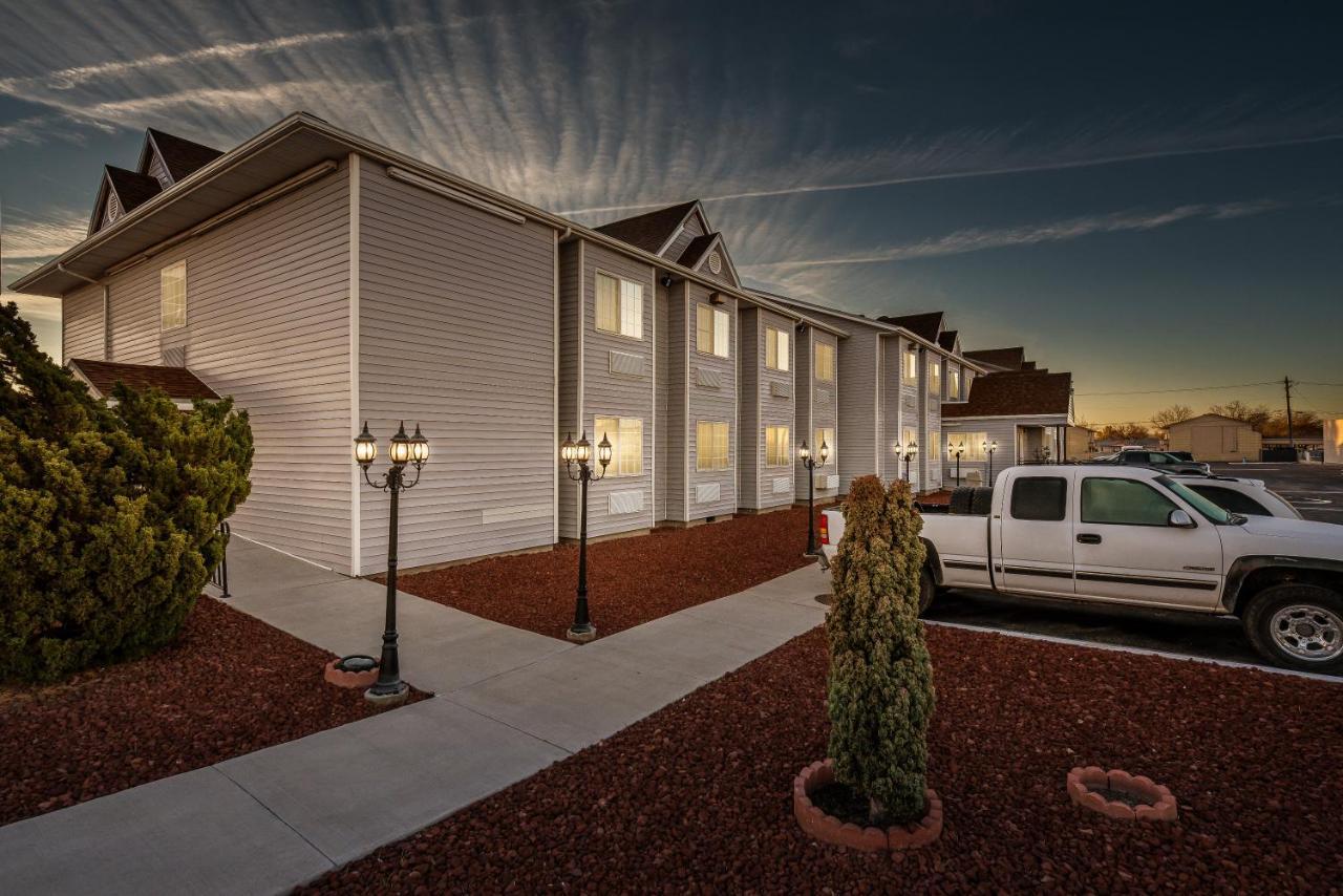 Quality Inn & Suites Near Nas Fallon Bagian luar foto