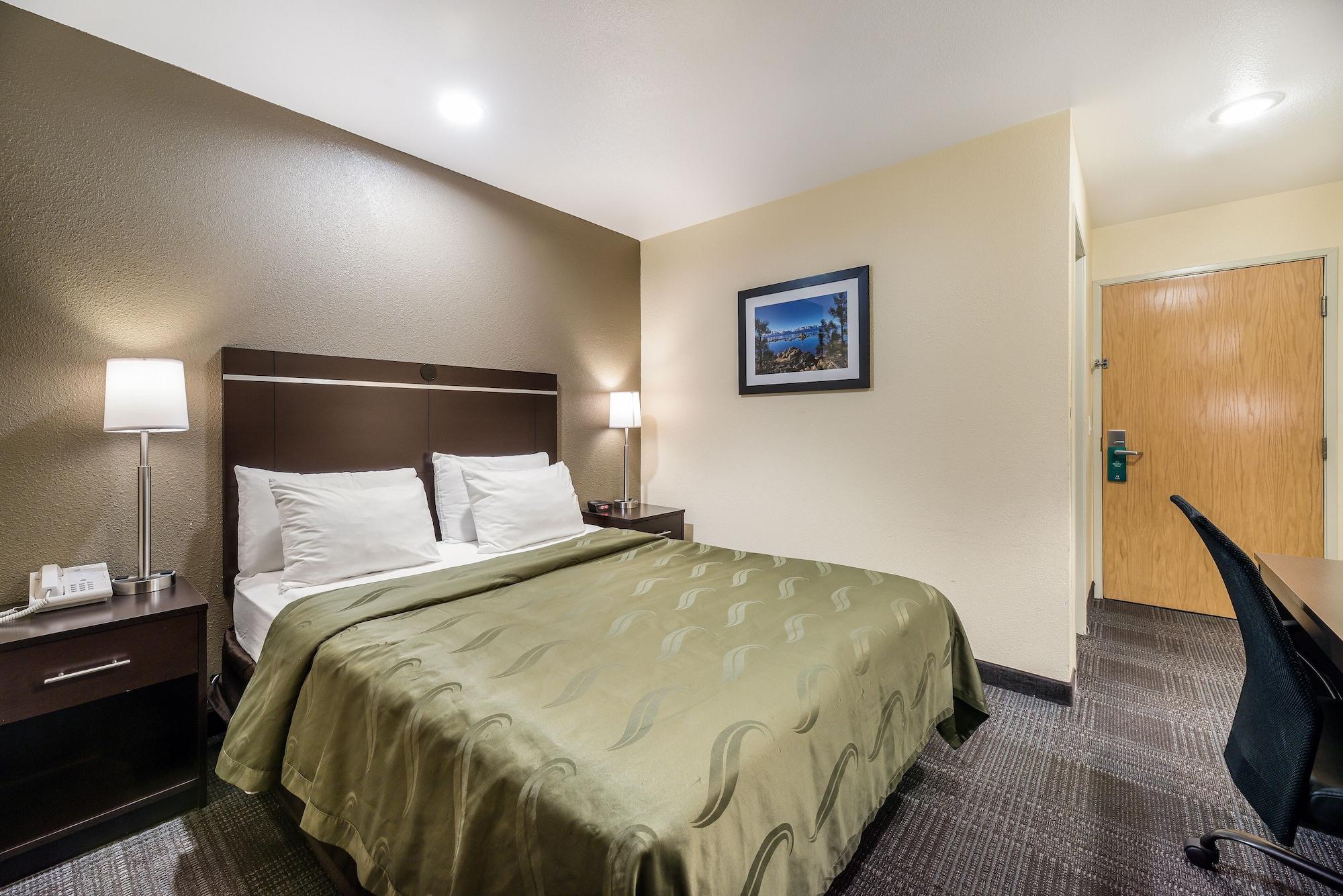 Quality Inn & Suites Near Nas Fallon Bagian luar foto