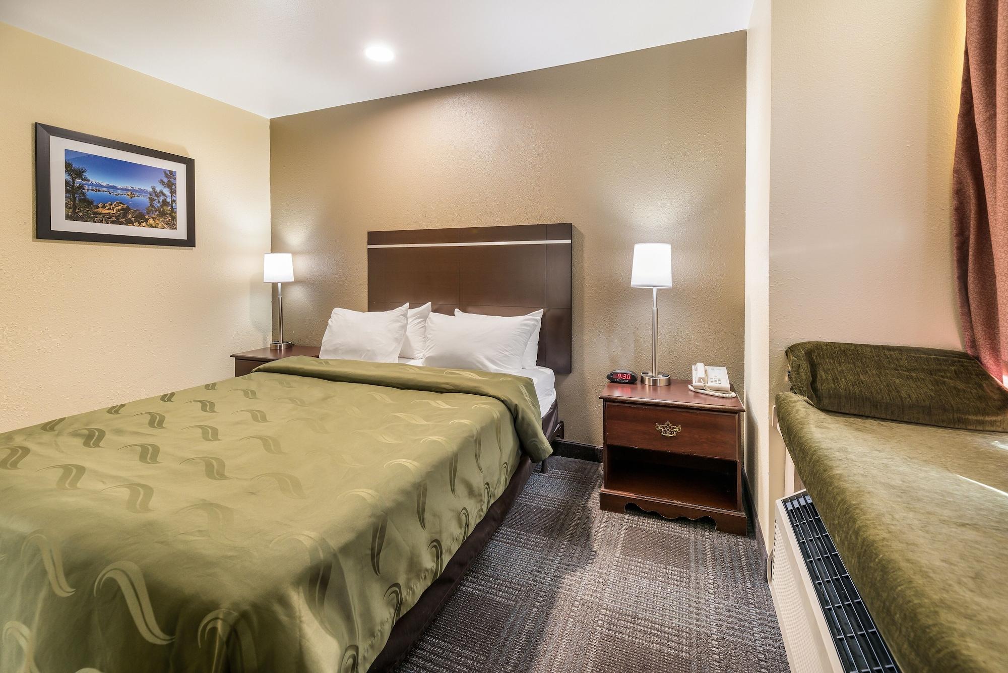 Quality Inn & Suites Near Nas Fallon Bagian luar foto