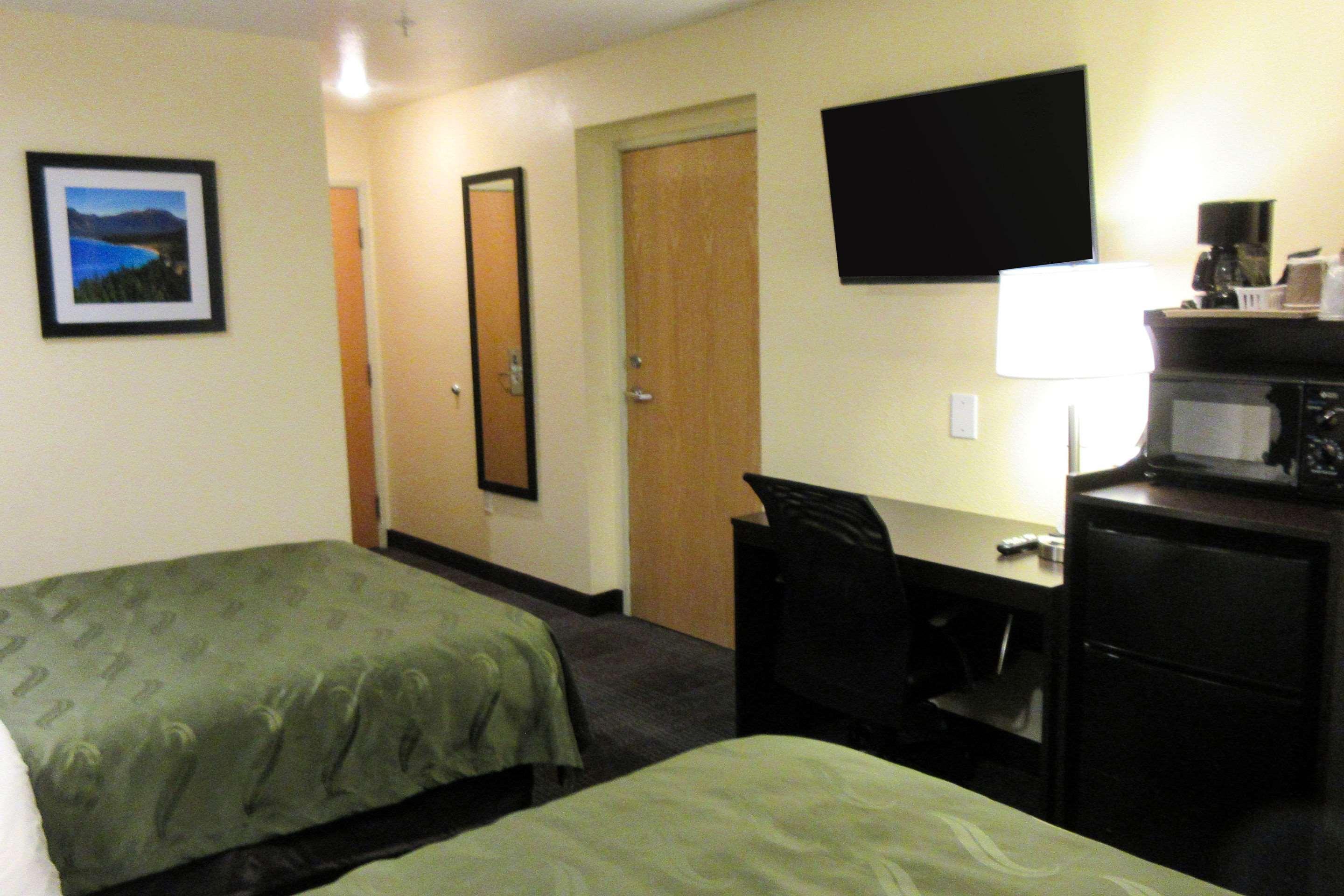 Quality Inn & Suites Near Nas Fallon Bagian luar foto