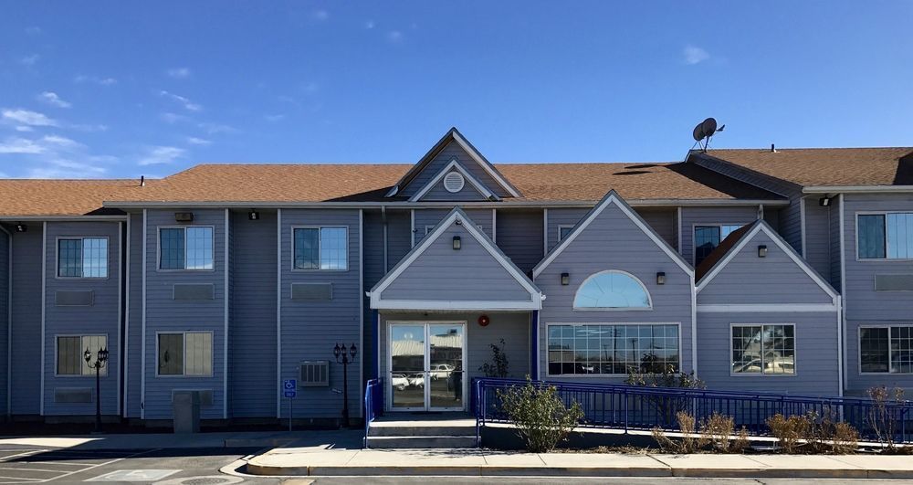 Quality Inn & Suites Near Nas Fallon Bagian luar foto