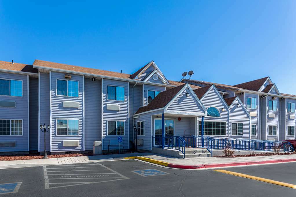 Quality Inn & Suites Near Nas Fallon Bagian luar foto