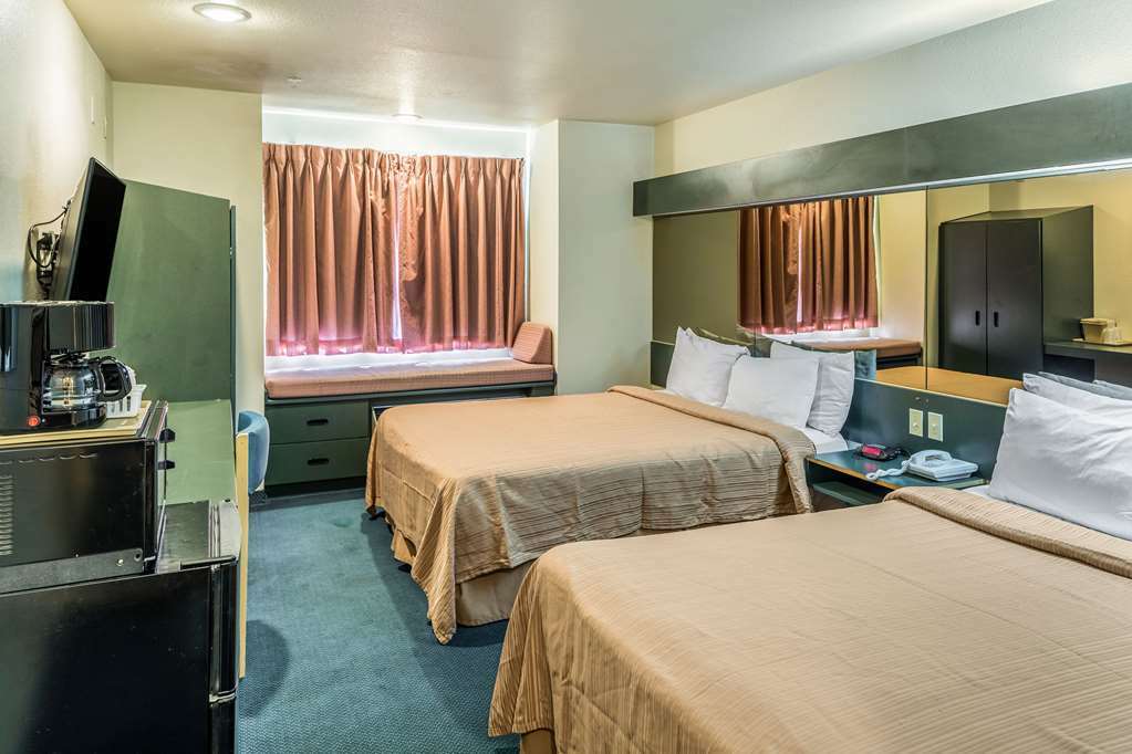 Quality Inn & Suites Near Nas Fallon Ruang foto